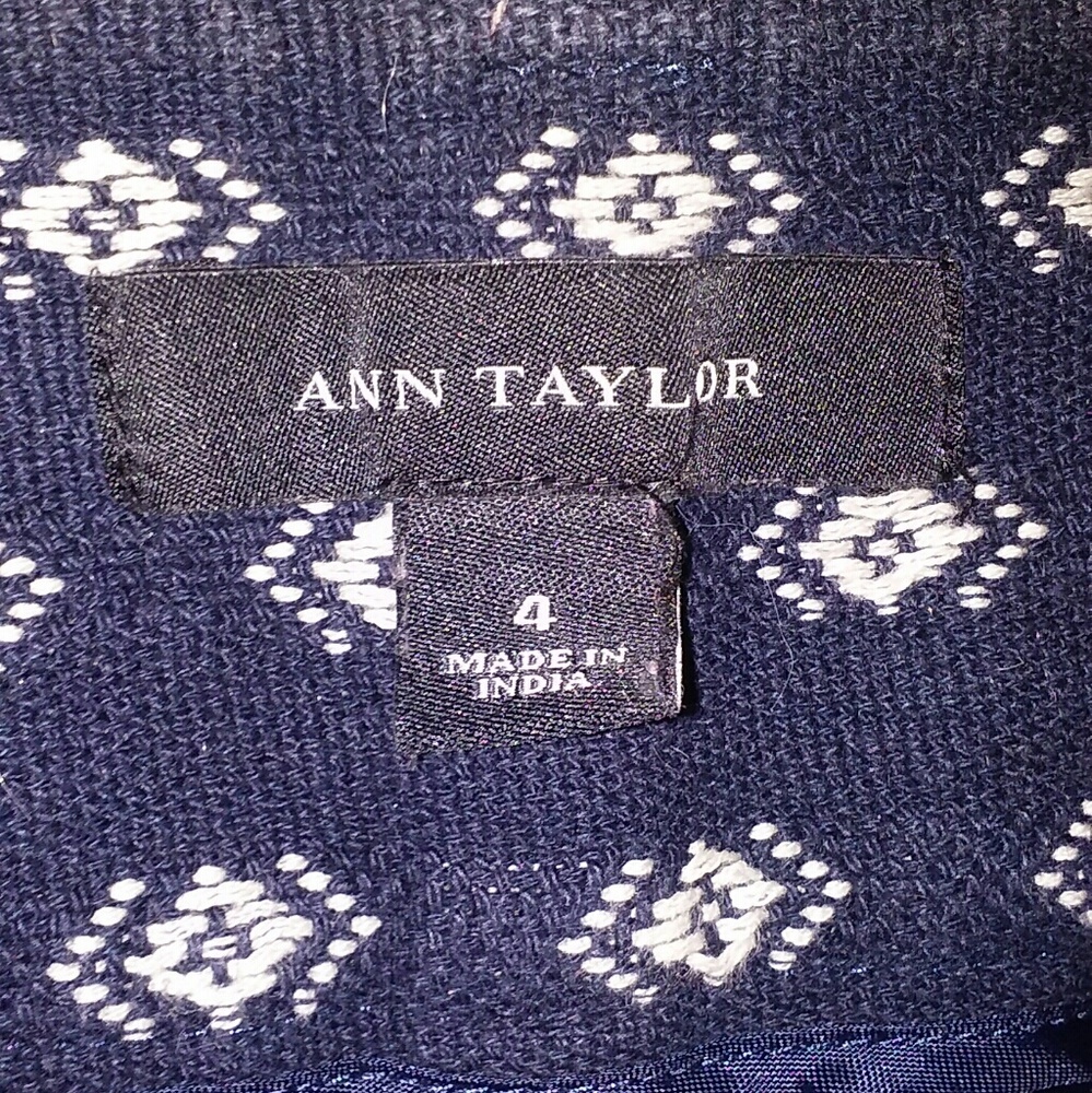 Ann Taylor shorts, sz 4 - Picture 4 of 6